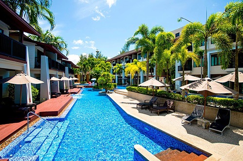 Pool Access Room